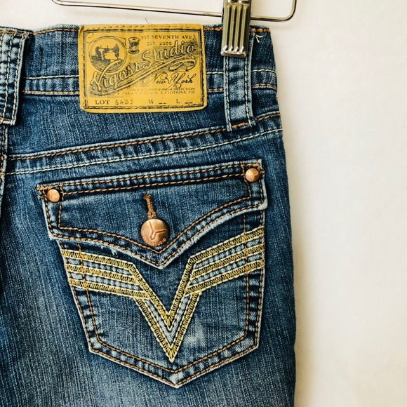 Vigoss Jeans Shorts Women’s 25 distressed - Picture 6 of 8